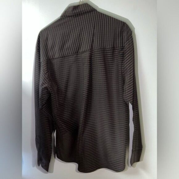Haggar button down collared long sleeve size medium - Picture 4 of 4